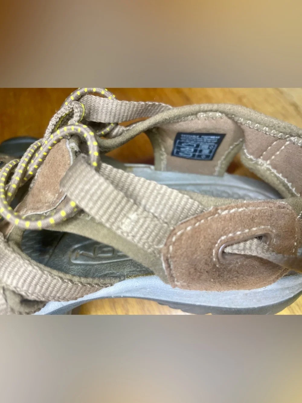 Keen Whisper Size 10 Waterproof Sport Sandals - Hiking Outdoor Comfort